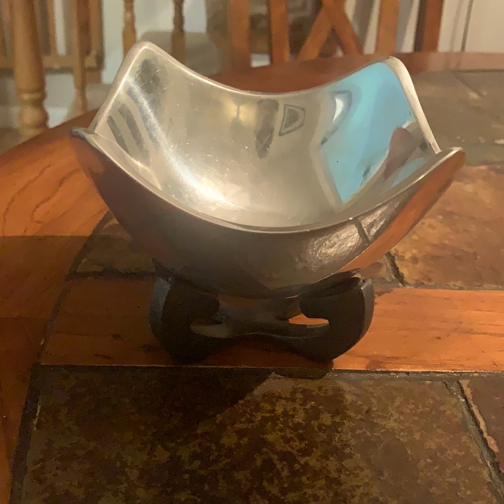 Nambe Neil Cohen Anvil Scroll Base Bowl with Stand
